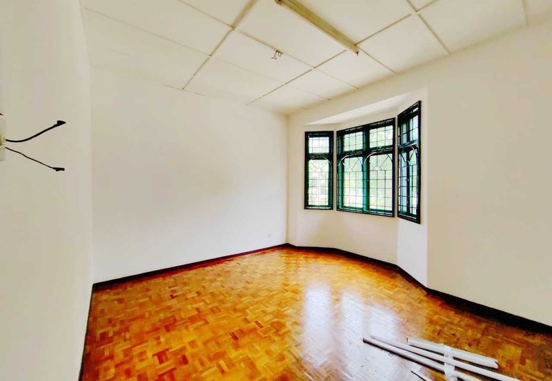 Taman Saujana Puchong