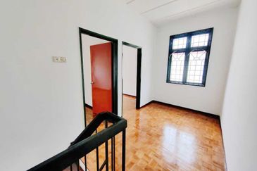 Taman Saujana Puchong