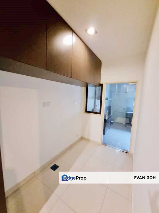 Taman Mutiara Indah, Puchong 2 Storey Semi-D for Sale 44x60 (Endlot), Selangor, Puchong