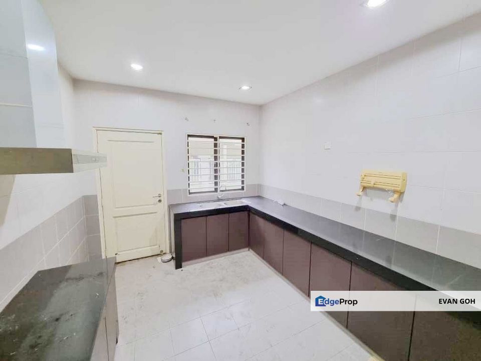 Taman Mutiara Indah, Puchong 2 Storey Semi-D for Sale 44x60 (Endlot), Selangor, Puchong