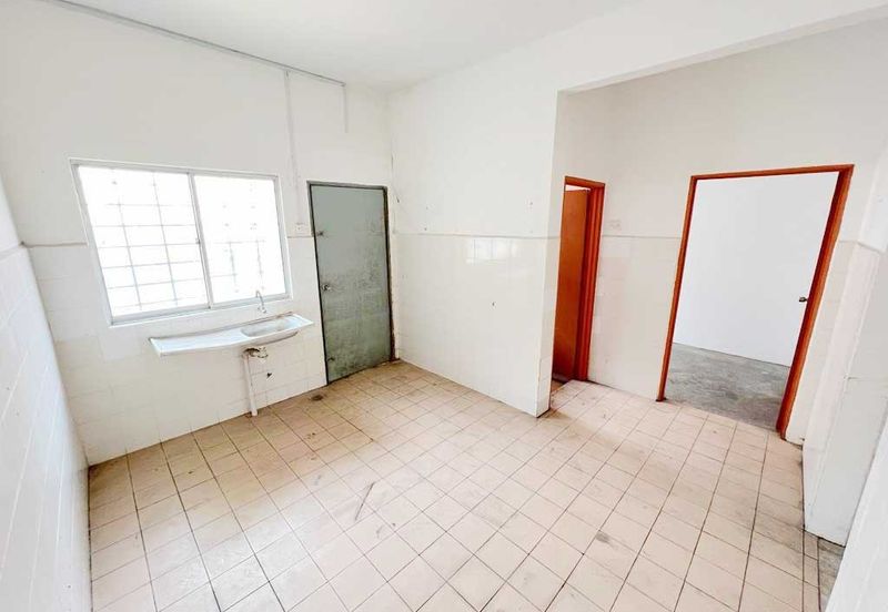 Taman Saujana Puchong