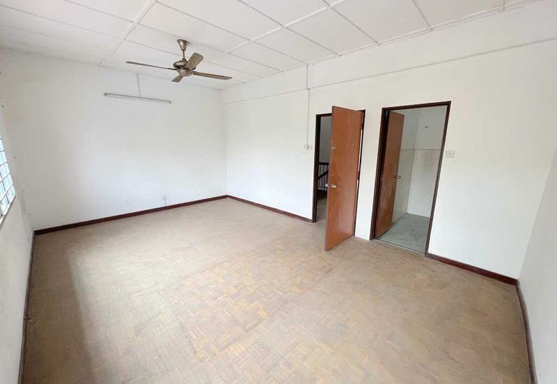 Taman Saujana Puchong