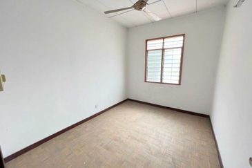 Taman Saujana Puchong