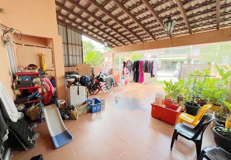 Taman Saujana Puchong