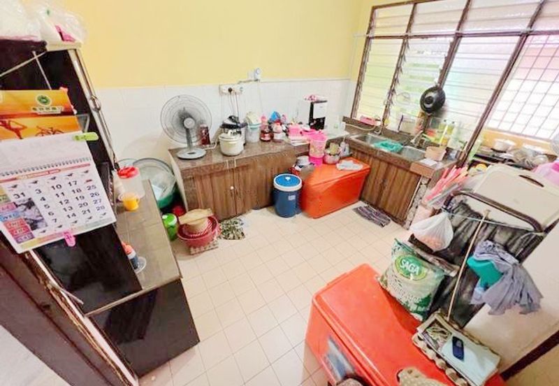 Taman Saujana Puchong