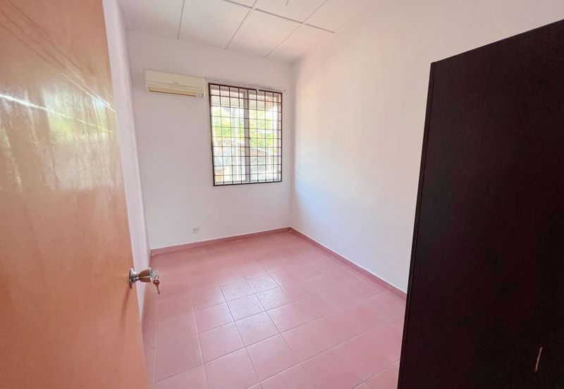 Taman Saujana Puchong