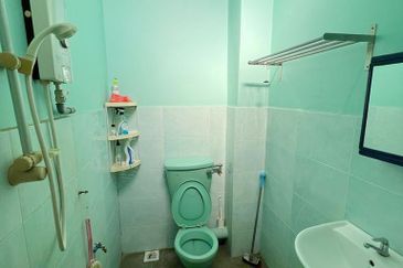 Taman Saujana Puchong