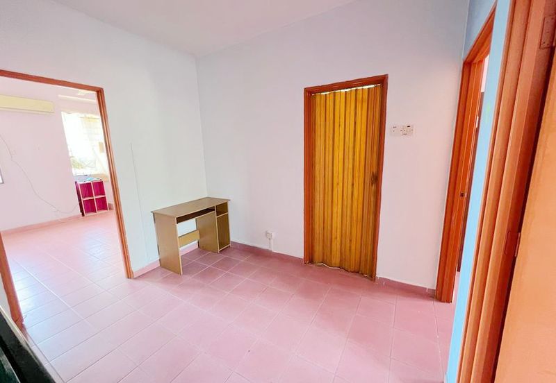 Taman Saujana Puchong