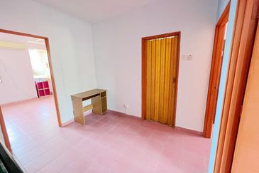 Taman Saujana Puchong