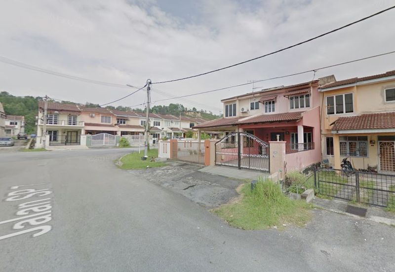 Taman Saujana Puchong