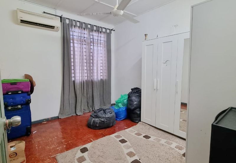 Taman Saujana Puchong