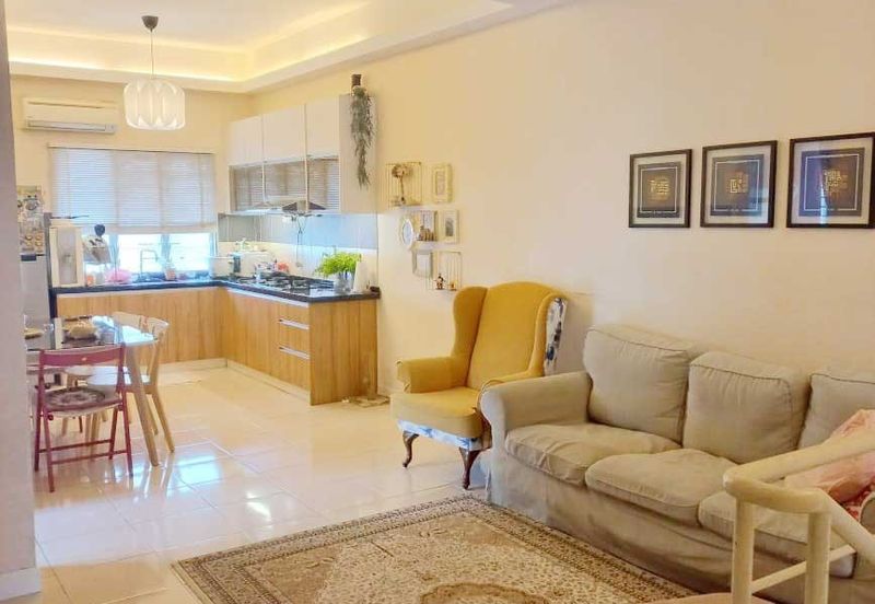 Town Villa, Taman Tasik Puchong