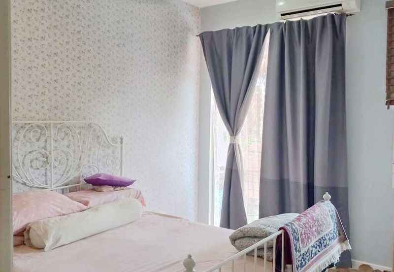 Town Villa, Taman Tasik Puchong