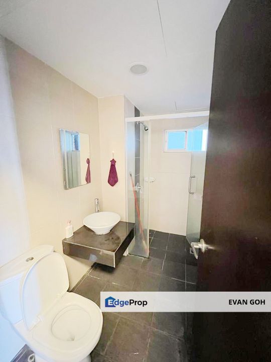 Corner Zen Residence Condo 4 Rooms, 2 Carpark, Puchong Utama, Selangor, Puchong