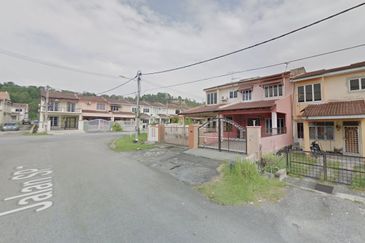 Taman Saujana Puchong