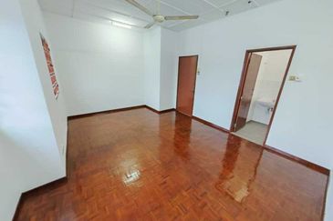 Taman Saujana Puchong