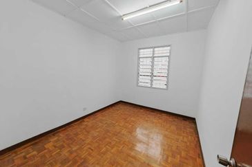 Taman Saujana Puchong