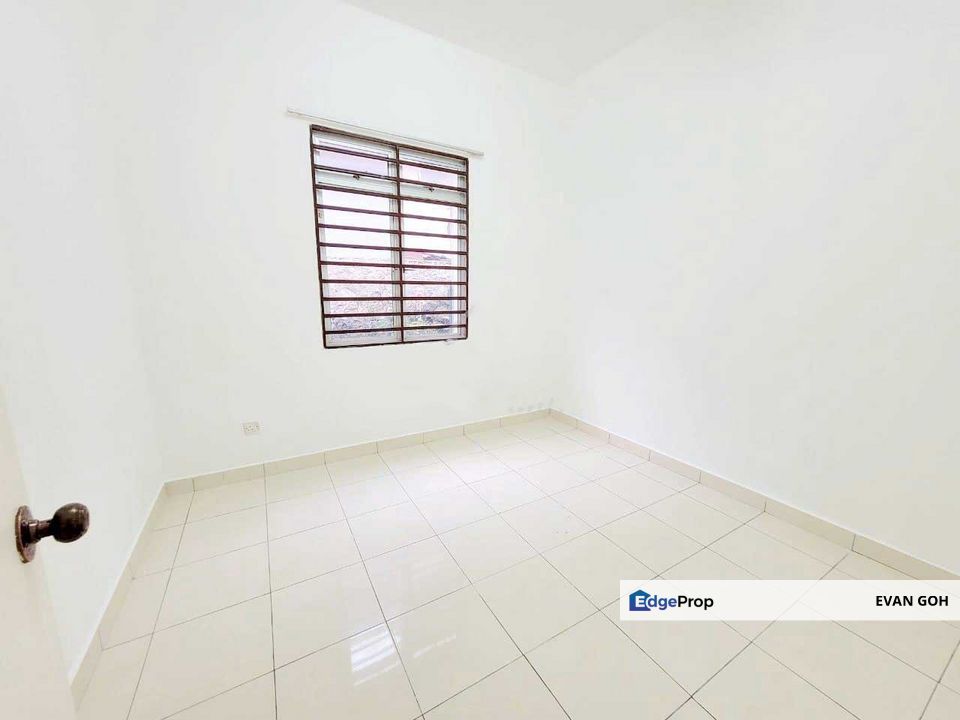 Taman Mutiara Indah Puchong 2 Storey Terrace End Lot 32x70, Selangor, Puchong