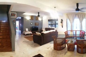 Taman Saujana Puchong