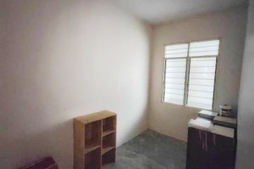 Taman Saujana Puchong