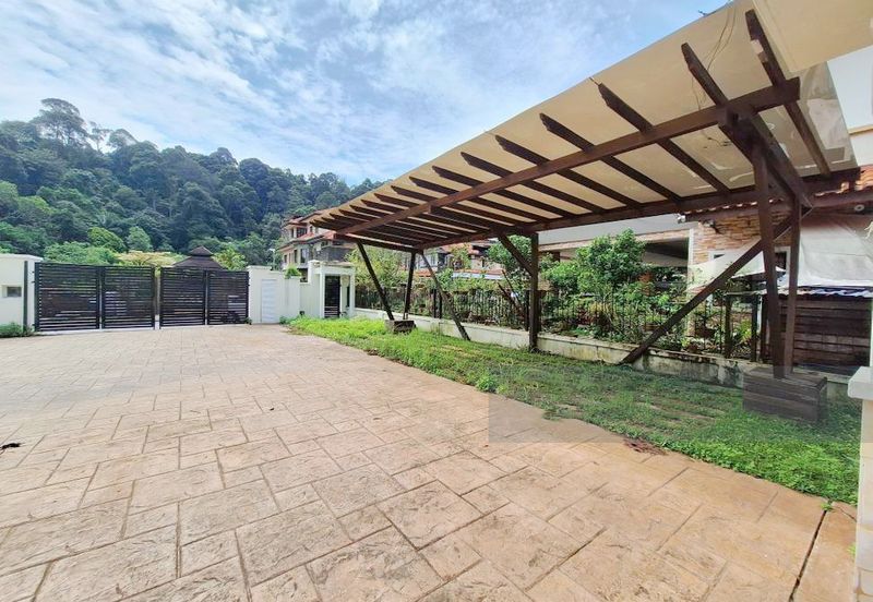 Corner Puteri 9 Bungalow 2.5 Storey (15,700sf)