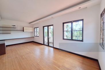 Corner Puteri 9 Bungalow 2.5 Storey (15,700sf)