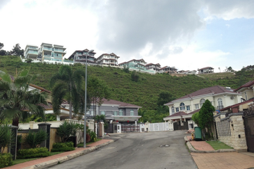 Corner Puteri 9 Bungalow 2.5 Storey (15,700sf)