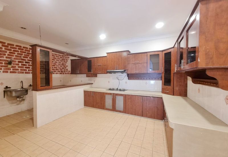 Bandar Bukit Puchong, BP 11