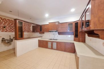 Bandar Bukit Puchong, BP 11