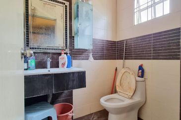 Taman Saujana Puchong