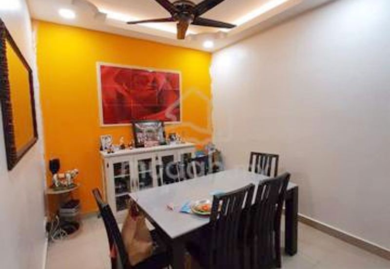 Taman Saujana Puchong