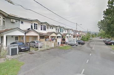 Taman Saujana Puchong