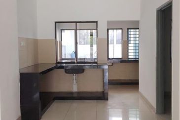 Bandar Puteri Puchong @ 2.5 Storey 22x75 Puteri 6 Zarra