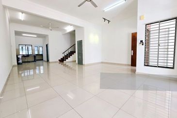 Bandar Puteri Puchong @ 2.5 Storey 22x75 Puteri 6 Zarra