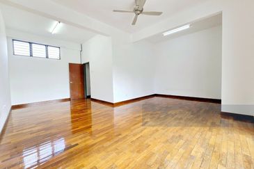 Bandar Puteri Puchong @ 2.5 Storey 22x75 Puteri 6 Zarra