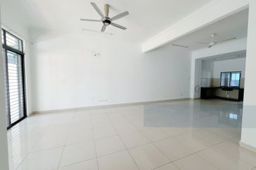 Bandar Puteri Puchong @ 2.5 Storey 22x75 Puteri 6 Zarra