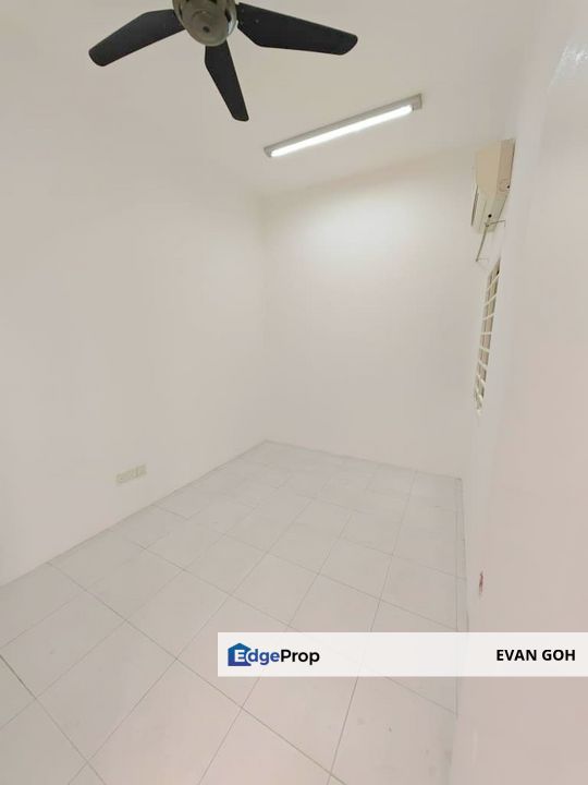 The Lake Residence Puchong Townhouse for Sale Ground Floor End Lot, Selangor, Puchong