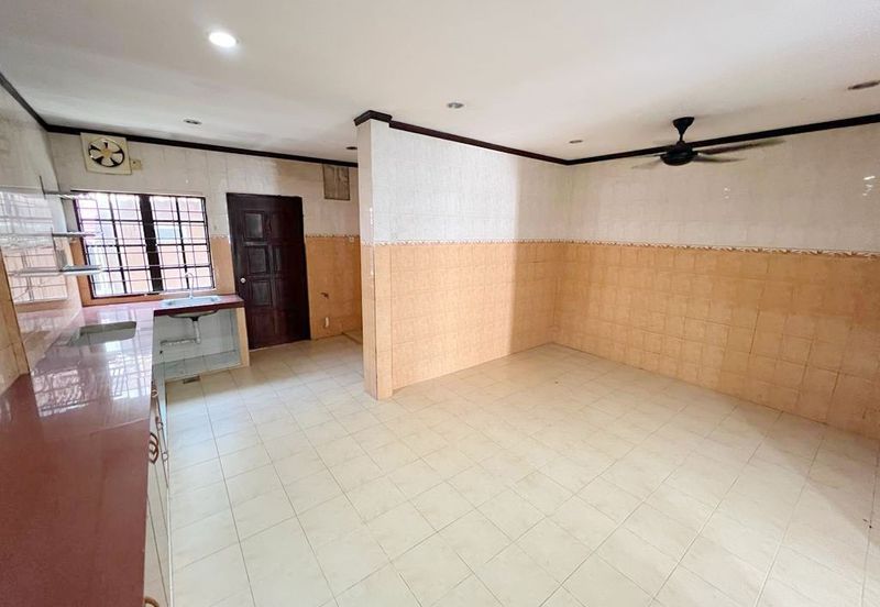 Taman Saujana Puchong