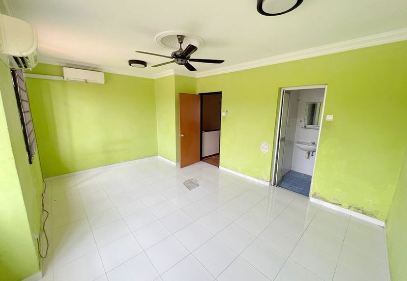 Taman Saujana Puchong