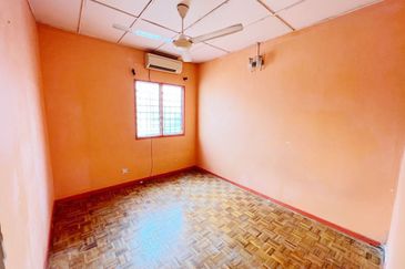 Taman Saujana Puchong