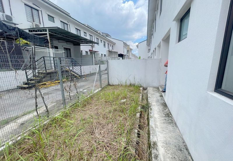 Solaria @ Abadi Heights