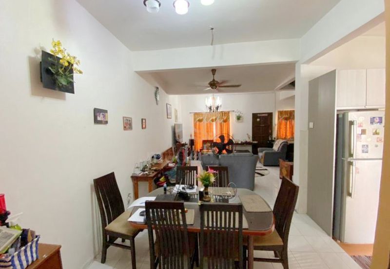 Taman Saujana Puchong