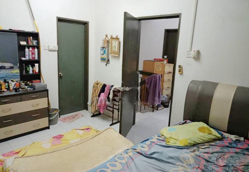 Taman Saujana Puchong