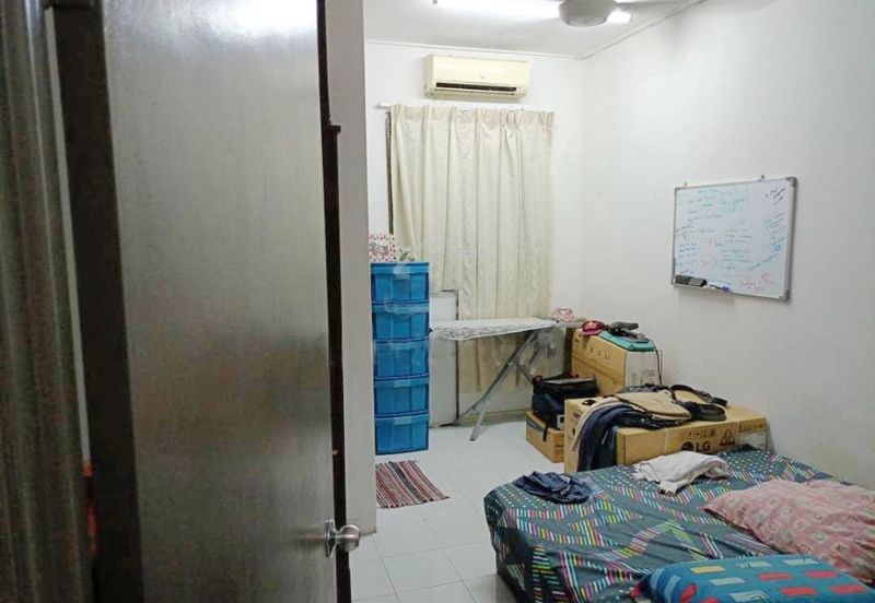 Taman Saujana Puchong