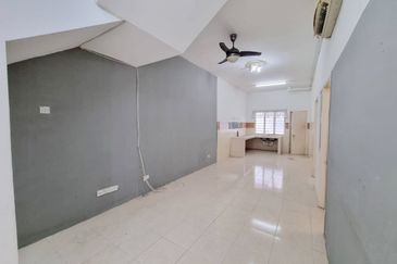 Town Villa, Taman Tasik Puchong