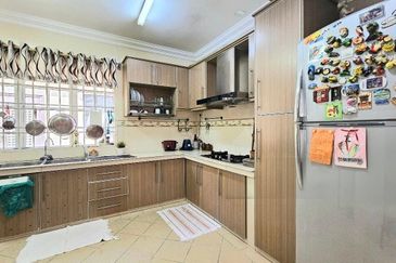 Taman Saujana Puchong