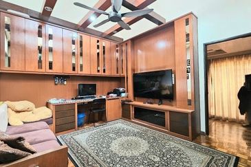 Taman Saujana Puchong