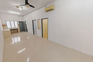 Town Villa, Taman Tasik Puchong