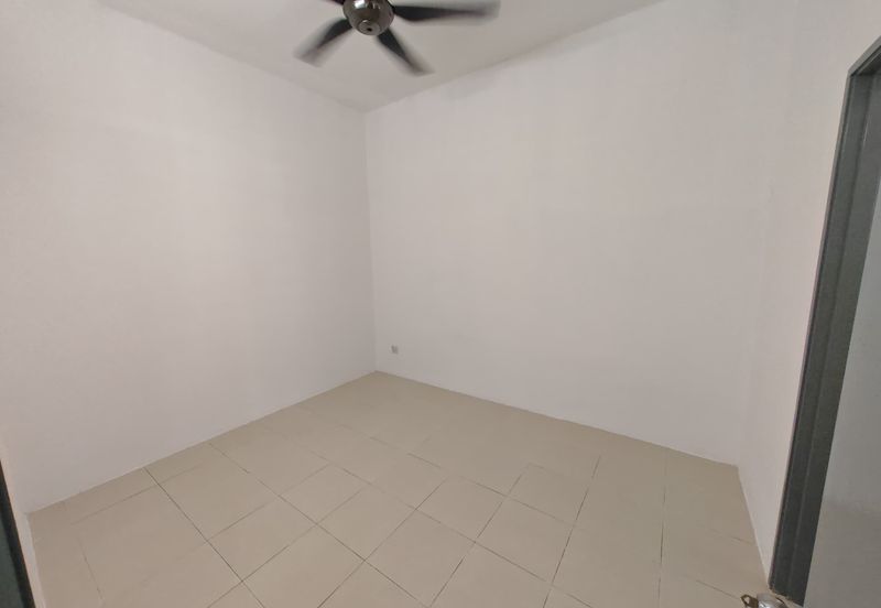 Town Villa, Taman Tasik Puchong