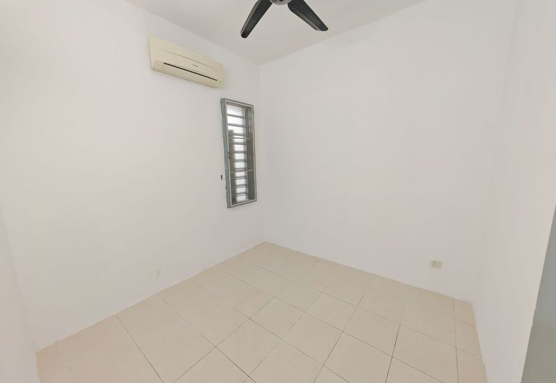 Town Villa, Taman Tasik Puchong